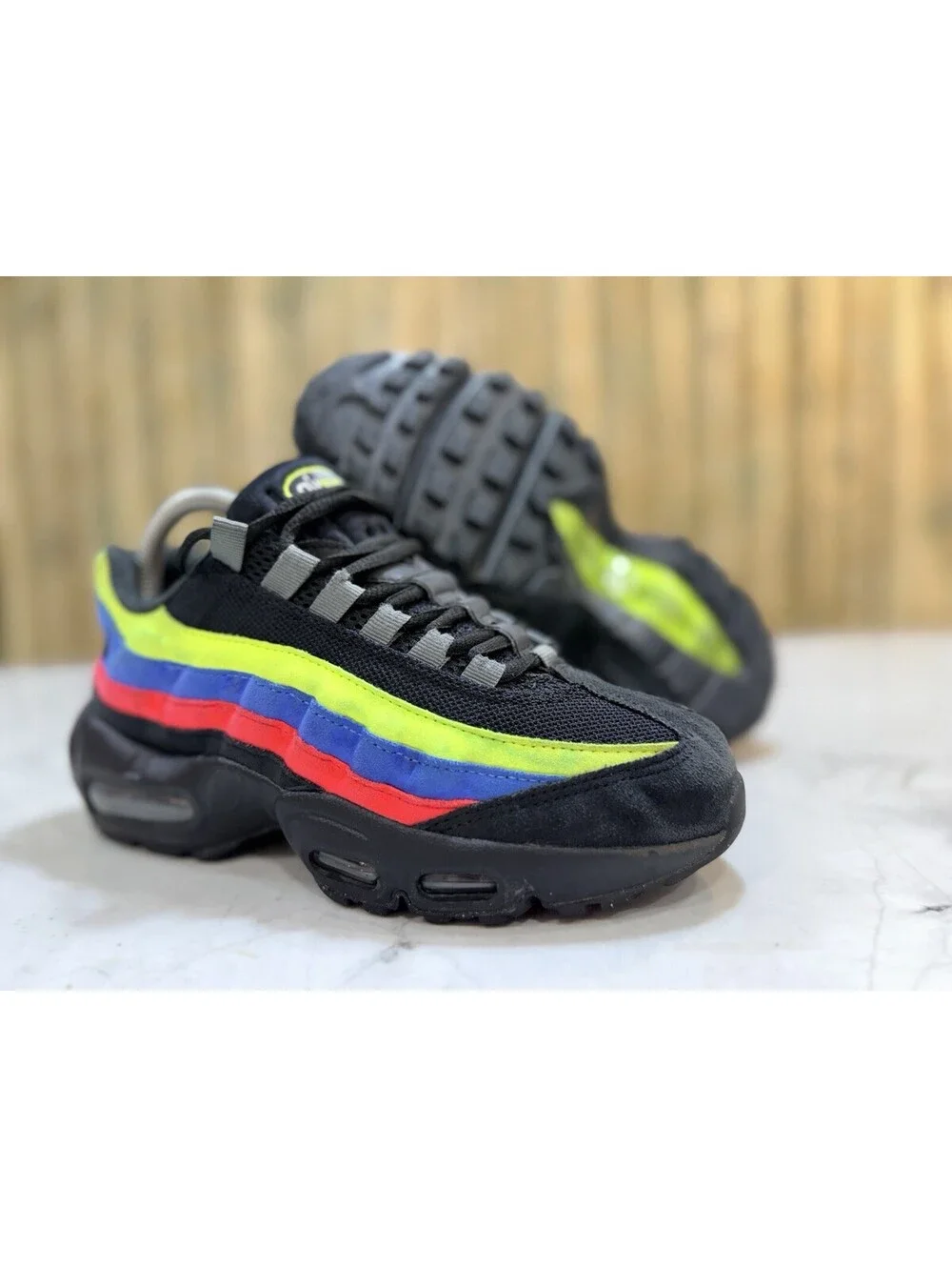 Nike Air Max 95 Black Neon Volt Blue Crystal GS 5.5Y Womens 7 DZ5635-001